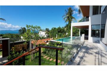 Excellent 4-bedroom pool villa with stunning sea views in Bang Por