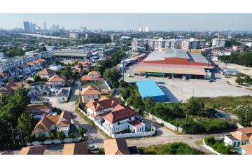 2 Storey Pool Villa