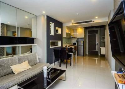 For Sale Luxury condo 1 Bedroom at APUS Condo