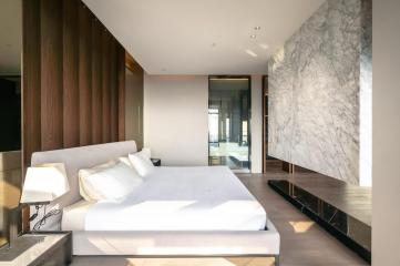 1-bedroom high floor condo for sale on Nana to Phetchaburi