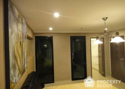 2-BR Condo at Baan Prompong Condominium near MRT Phetchaburi (ID 513487)