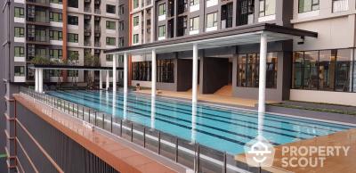 1-BR Condo at Life Asoke near ARL Makkasan