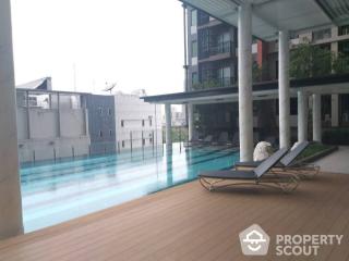 1-BR Condo at Life Asoke near ARL Makkasan