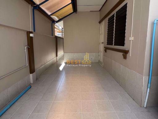 3 Bedrooms Villa / Single House in Royal Park Hill East Pattaya H010077