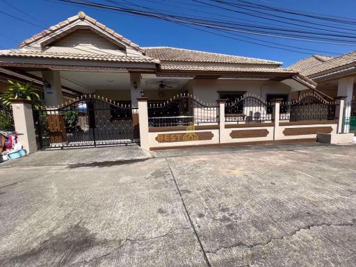 3 Bedrooms Villa / Single House in Royal Park Hill East Pattaya H010077