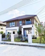 House for Sale in San Kamphaeng , San Kamphaeng.