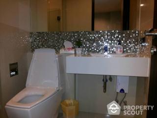 1-BR Condo at Rhythm Sukhumvit 44/1 near BTS Phra Khanong (ID 476927)