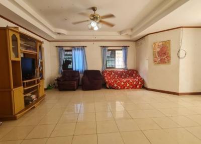 Single house for sale in Pattaya, Grand Thanyawan Home Village 1.