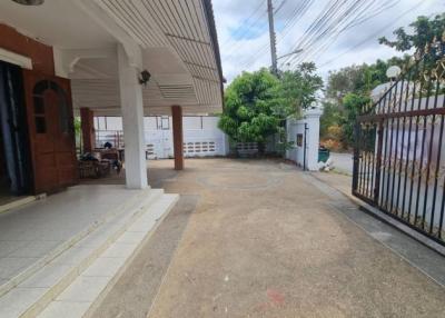 Single house for sale in Pattaya, Grand Thanyawan Home, wide area, convenient travel, Chonburi.