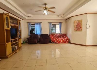 Single house for sale in Pattaya, Grand Thanyawan Home, wide area, convenient travel, Chonburi.