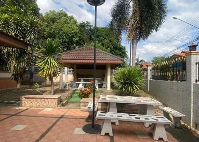 Single house for sale in Pattaya, Chaiphonwithi, Nong Prue, Chonburi.