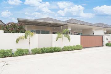 Single house for sale in Pattaya, beautifully decorated, Garden Ville 6, Chonburi.