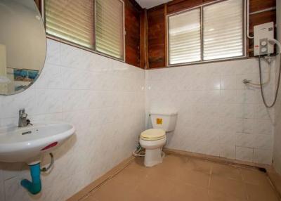 1 ห้องนอน, 2 ห้องน้ำ บ้าน ราคา ฿ 8,000/เดือน