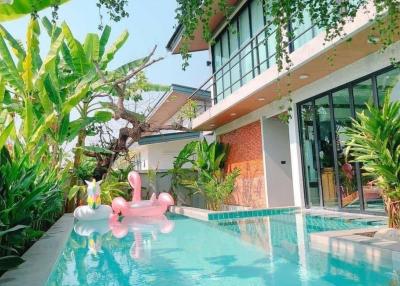 3 Bedroom Pool Villa in Beyond Village San Kamphaeng