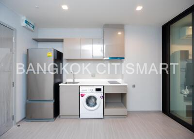 Condo at Life Sukhumvit 62 for sale