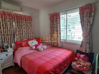 3 Bedrooms Villa / Single House in Baan Pruksanara East Pattaya H011498