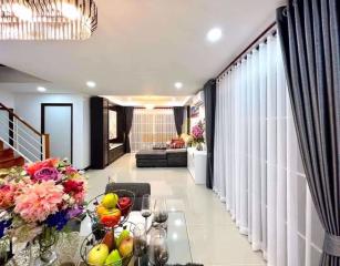 3 Bedrooms Villa / Single House in Baan Pruksanara East Pattaya H010206