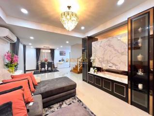 3 Bedrooms Villa / Single House in Baan Pruksanara East Pattaya H010206