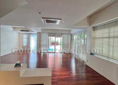 4-Bedrooms single House with private swimming pool - Sukhumvit 31 (Phrom Phong BTS)