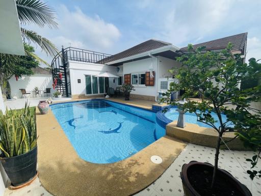 Wararom / Pak Nam Pran: Top-maintained Villa surrounded by beautiful Nature