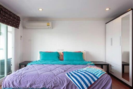 Studio bed Condo in Grand Park View Khlong Toei Nuea Sub District C020613