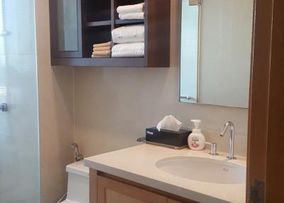 1 bedroom condo for rent at The Emporio Place