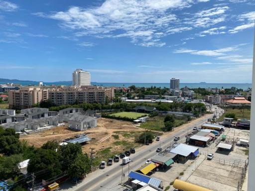 2 Bedroom Condo In The Empire Tower Jomtien Pattaya With Sea View For Sale .