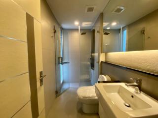 3 Bedrooms Apartment With Pool Access In Apus Pattaya For Sale