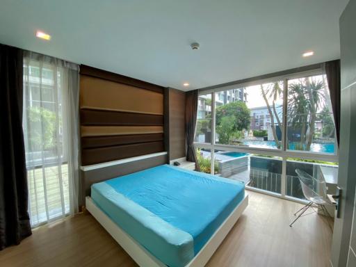 3 Bedrooms Apartment With Pool Access In Apus Pattaya For Sale