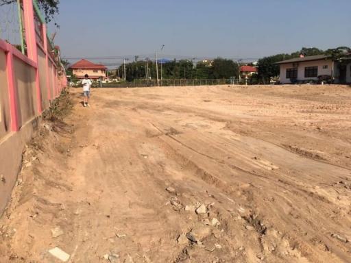 Land for sale, area 412 square meters, Bang Lamung.