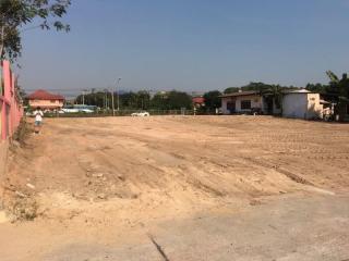Land for sale, area 412 square meters, Bang Lamung.