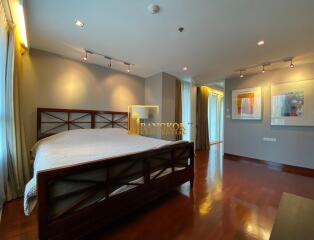 Urbana Langsuan  Spacious 2 Bedroom Property in Chidlom