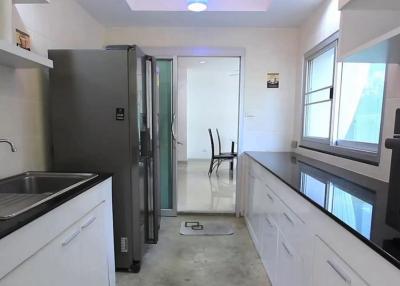 Wonderful 5 Bedroom House For Rent in Thong Lo