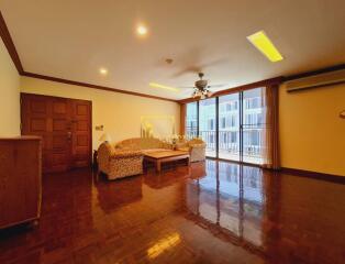 3 Bed Apartment in Phrom Phong