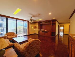 3 Bed Apartment in Phrom Phong