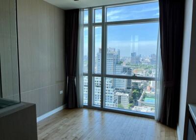 2 Bedroom Condo in Ploenchit  Athenee Residence