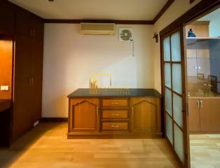 New House Condominium  2 Bedroom For Rent in Chit Lom