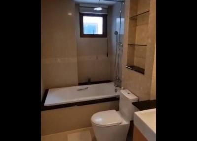 The Crest Ruamrudee  2 Bedroom Condo in Phloen Chit