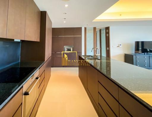 Hansar  2 Bedroom Condo For Rent in Ratchadamri