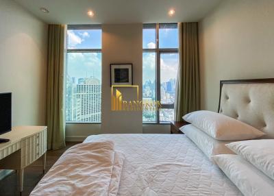 Oriental Residence  1 Bedroom Condo in Phloen Chit