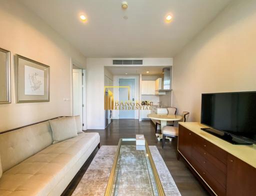 Oriental Residence  1 Bedroom Condo in Phloen Chit