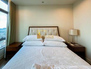 Oriental Residence  1 Bedroom Condo in Phloen Chit