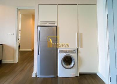 Oriental Residence  1 Bedroom Condo in Phloen Chit