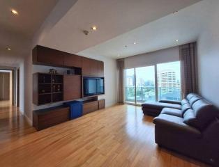 Millennium Residence  3 Bedroom Condo For Rent in Asoke