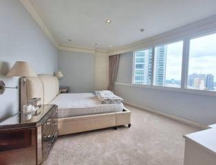 Millennium Residence  3 Bedroom Condo For Rent in Asoke