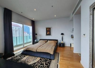 Millennium Residence  3 Bedroom Condo For Rent in Asoke