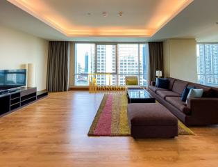 1 Bedroom Serviced Apartment in Sathorn