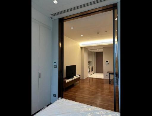 Sindhorn Kempinski  1 Bedroom Condo For Rent in Chidlom