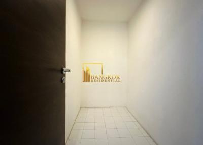 2 Bedroom Serviced Apartment in Phra Khanong