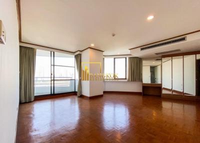 Baan Yen Akart  2 Bedroom Condo in Sathorn